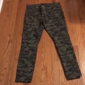 Camo jeggings